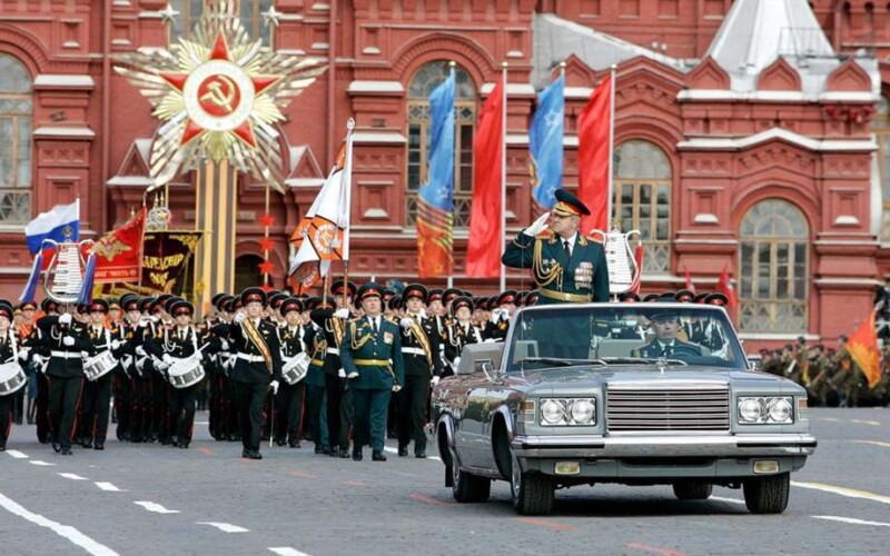 Ирэх 5-р сард Улаан талбайд болох Ялалтын баярын парадад Ерөнхийлөгч У.Хүрэлсүх оролцоно