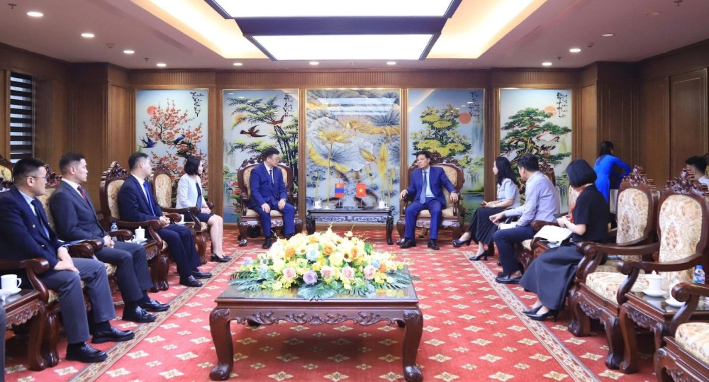 Вьетнамын ардын дээд прокурорын газраас туршлага судалжээ